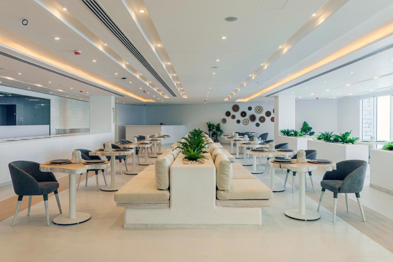 Tanoak Resort Αΐν Σούχνα Εξωτερικό φωτογραφία The lounge at the airport